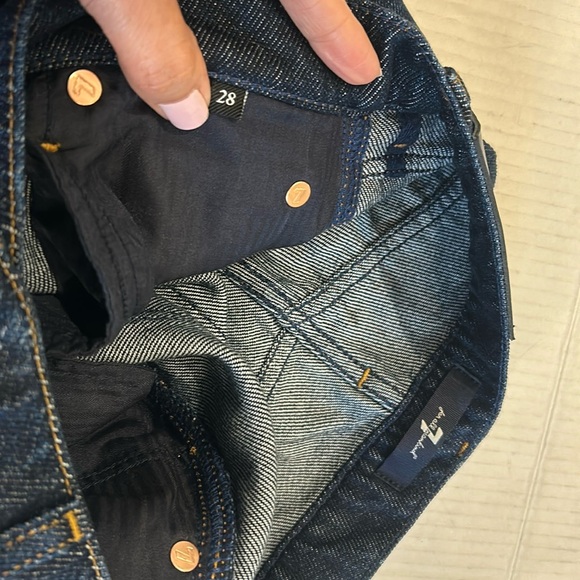 NWOT 7 FOR ALL MANKIND MODERN DOJO
TAILORLESS JEANS IN STORMY Size 28 - Picture 6 of 17